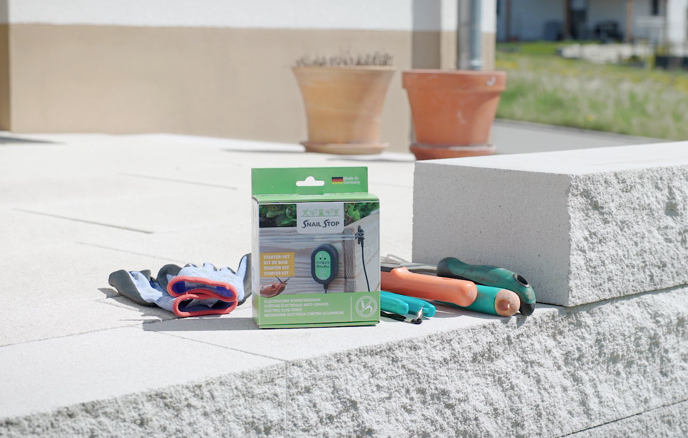 SnailStop Electric Slug Fence Starter Kit