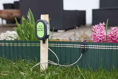 snailstop electric slug and snail fence sticks to plastic garden edging